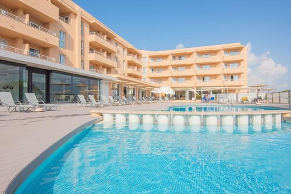 Aparthotel Dunes Platja 4*